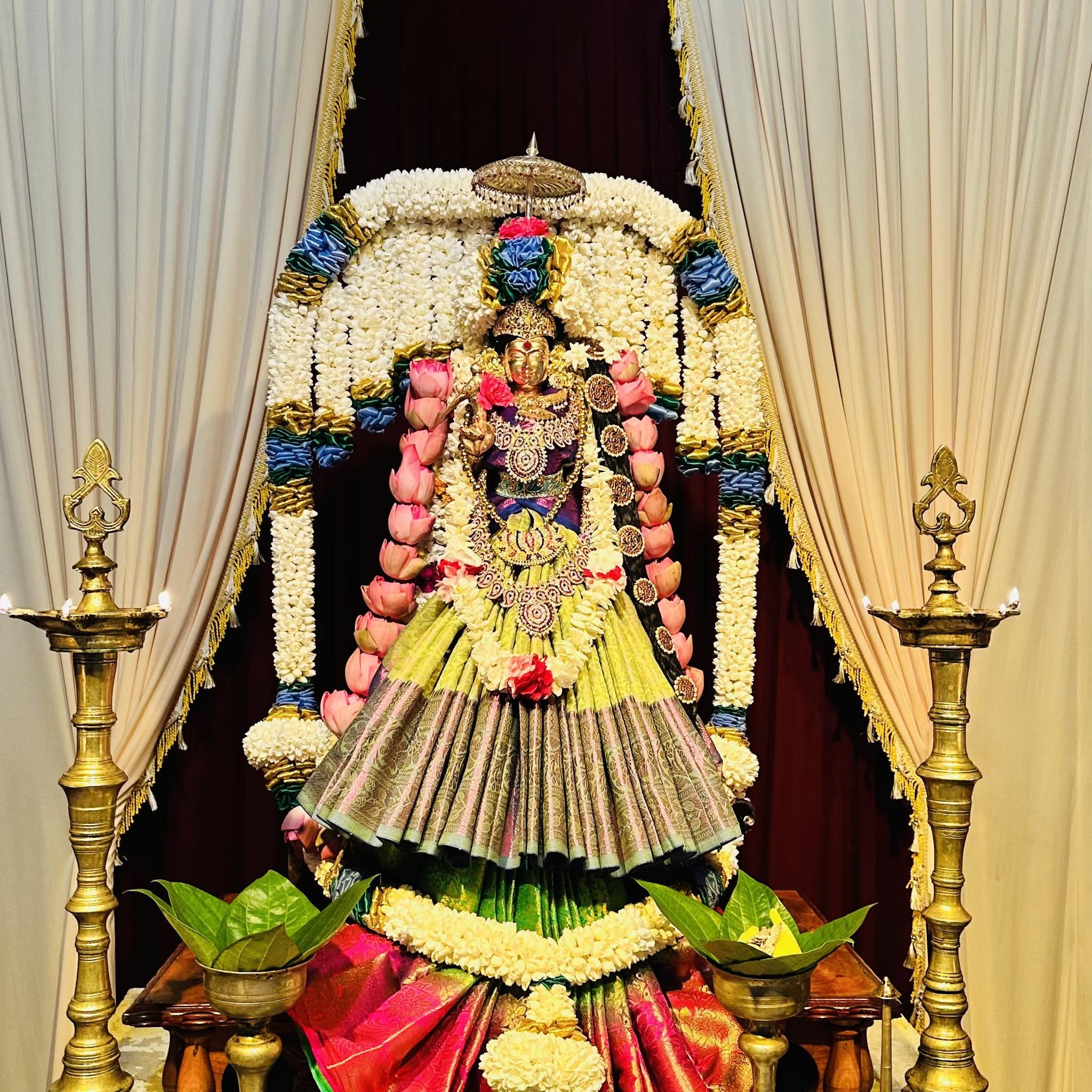 அம்மன் அலங்காரம்